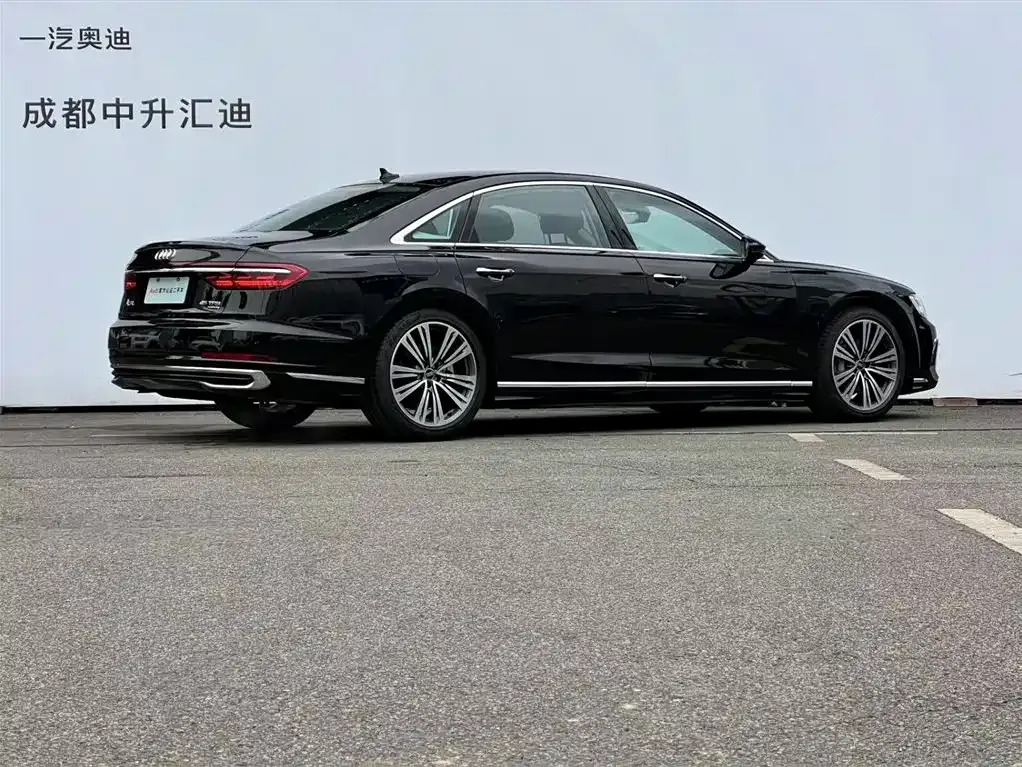 Audi A8 2025 из CN, фото 3