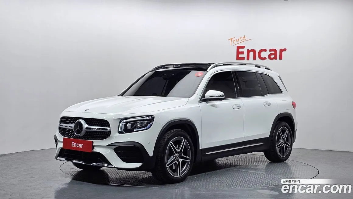 Mercedes-Benz GLB-Class — фото 1