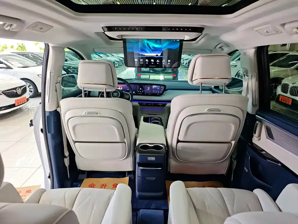 Buick GL8 Hybrid 2025 из CN, фото 8