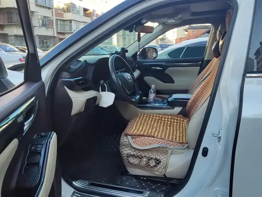 Toyota Highlander 2023 из CN, фото 9