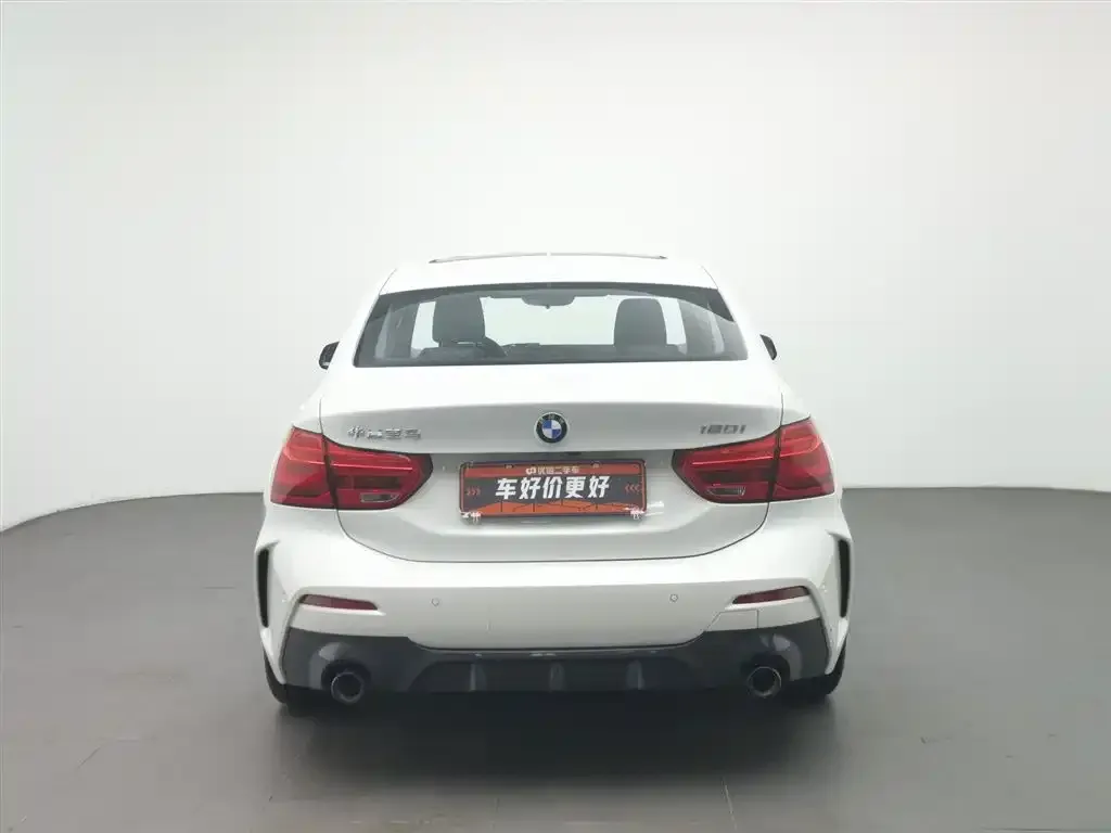 BMW 1 Series 2021 из CN, фото 4