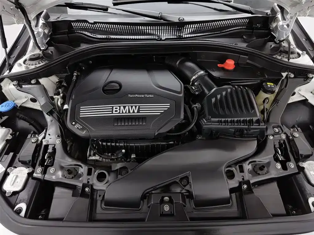 BMW 1 Series 2021 из CN, фото 6