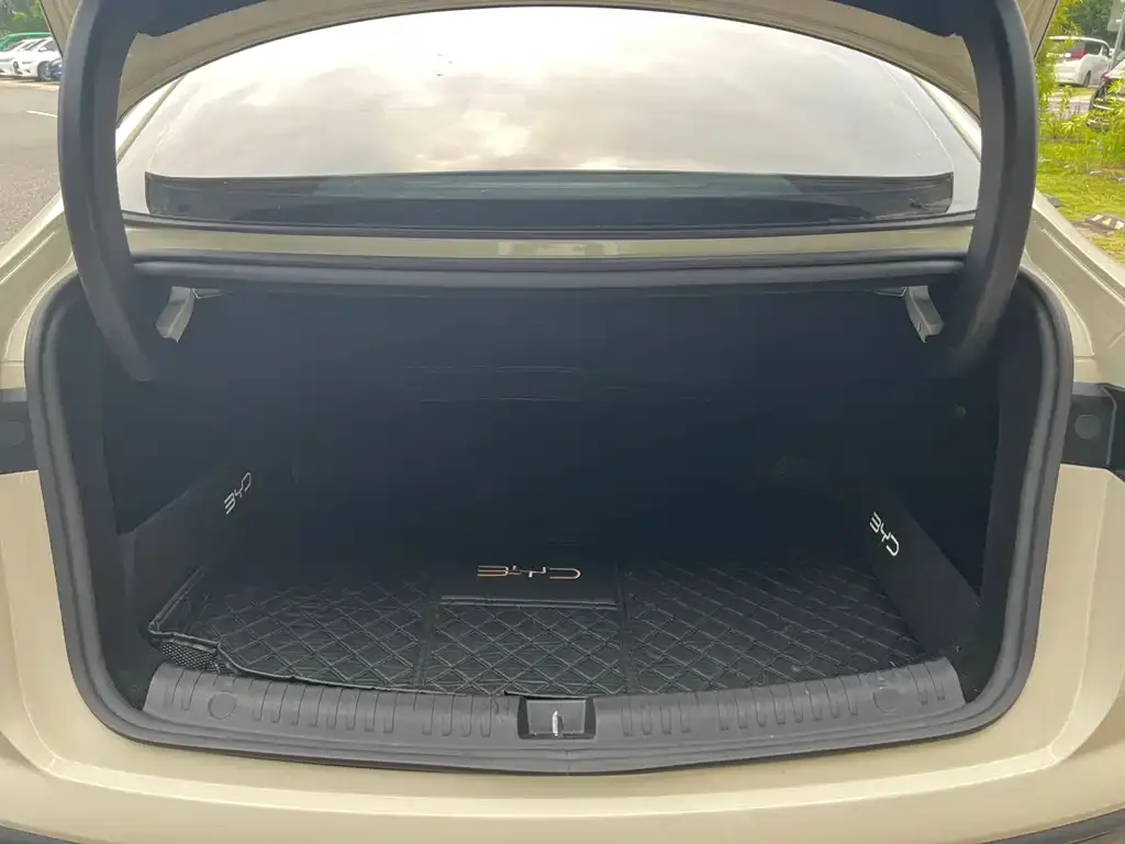 BYD Seal 06 — фото 9