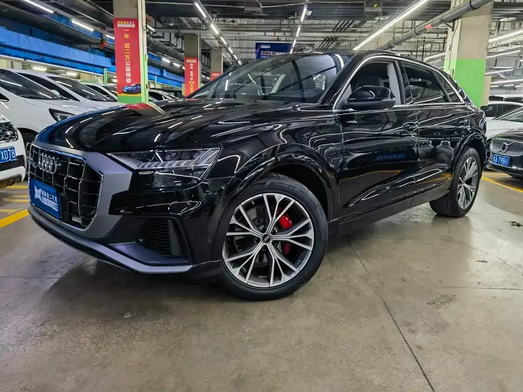 Audi Q8 2021 из CN, фото 1