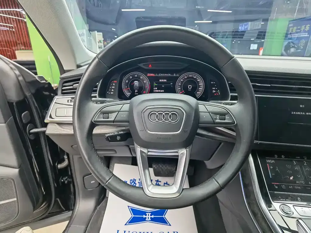 Audi Q8 2021 из CN, фото 10