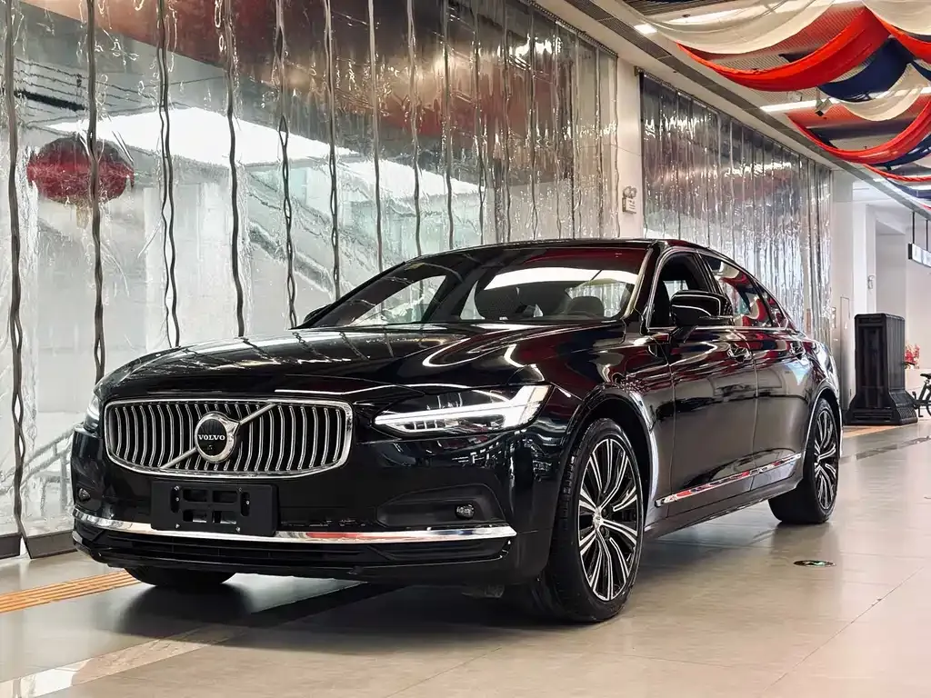 Volvo S90 2022 из CN, фото 1