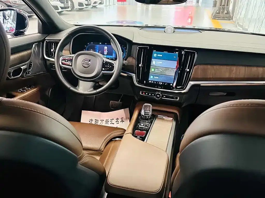 Volvo S90 2022 из CN, фото 8