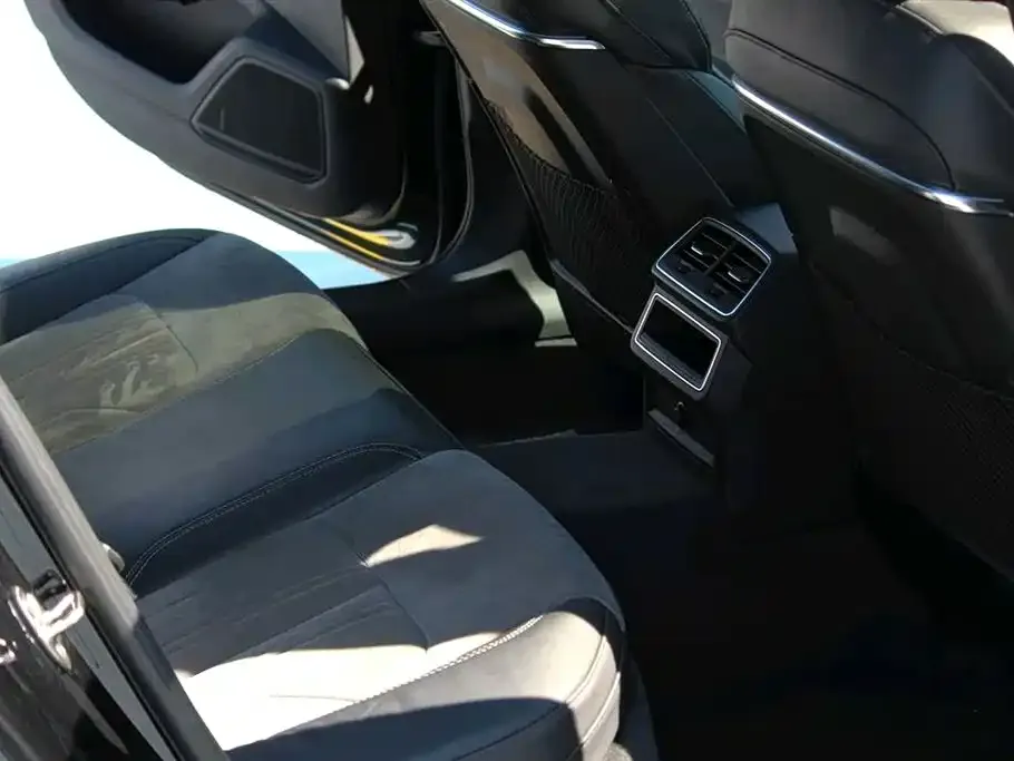 Audi A6L 2022 из CN, фото 5