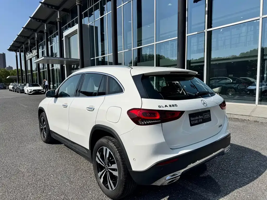 Mercedes-Benz GLA 2023 из CN, фото 4