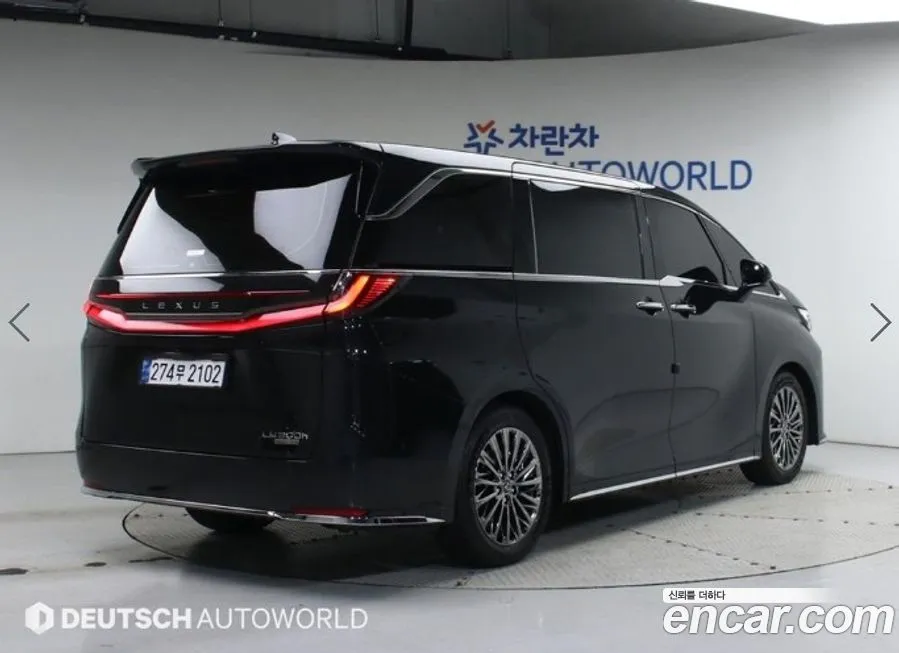 Lexus LM 2025 из KR, фото 2