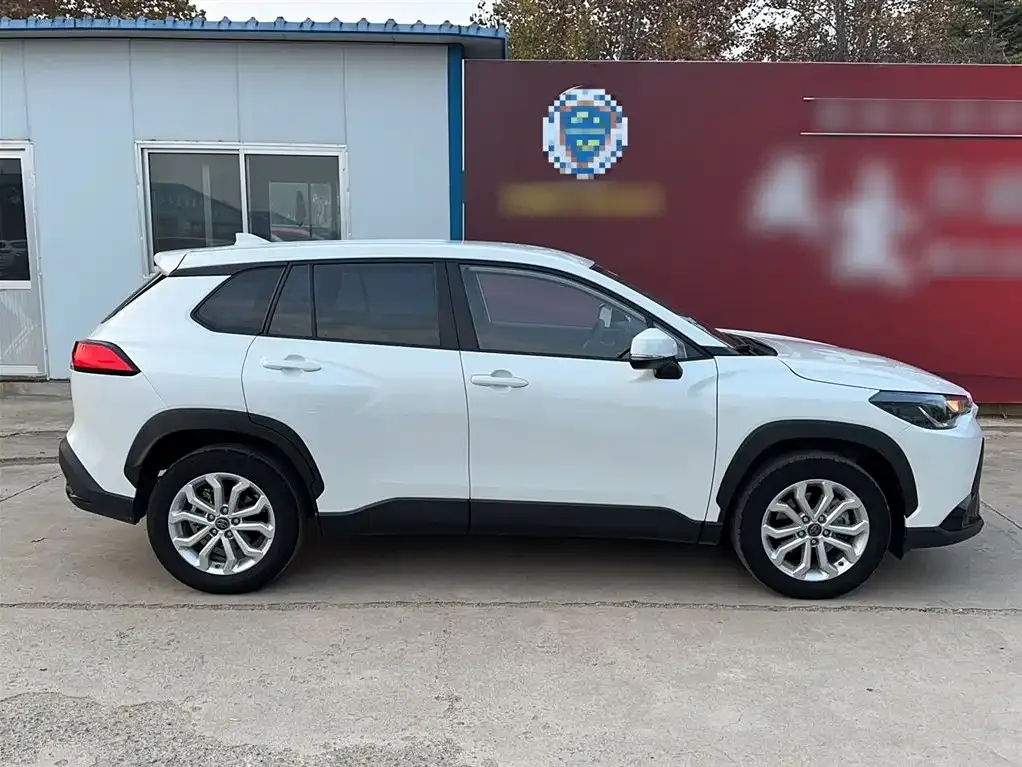 Toyota Frontlander 2022 из CN, фото 9