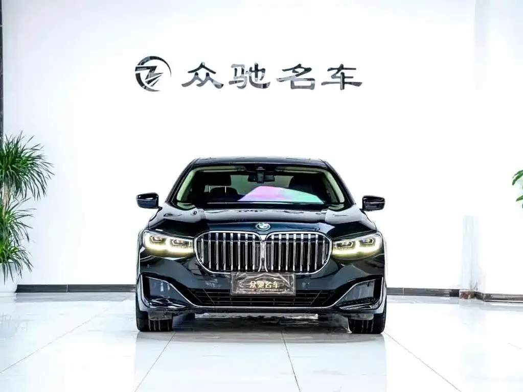 BMW 7 Series 2021 из CN, фото 2