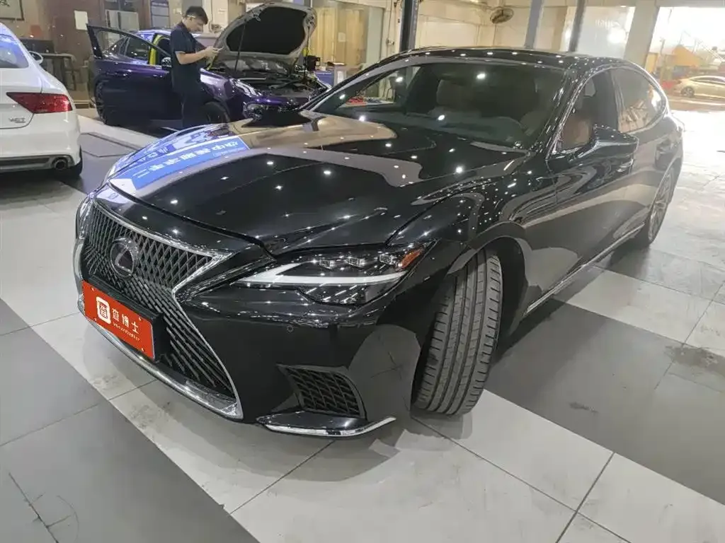 Lexus LS 2022 из CN, фото 1