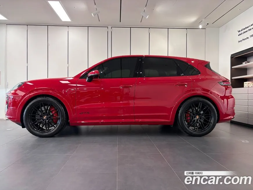 Porsche Cayenne 2025 из KR, фото 6