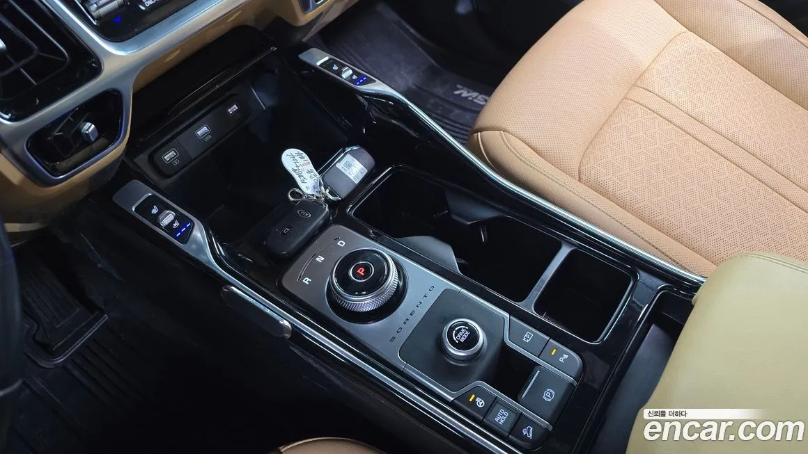 Kia Sorento — фото 9