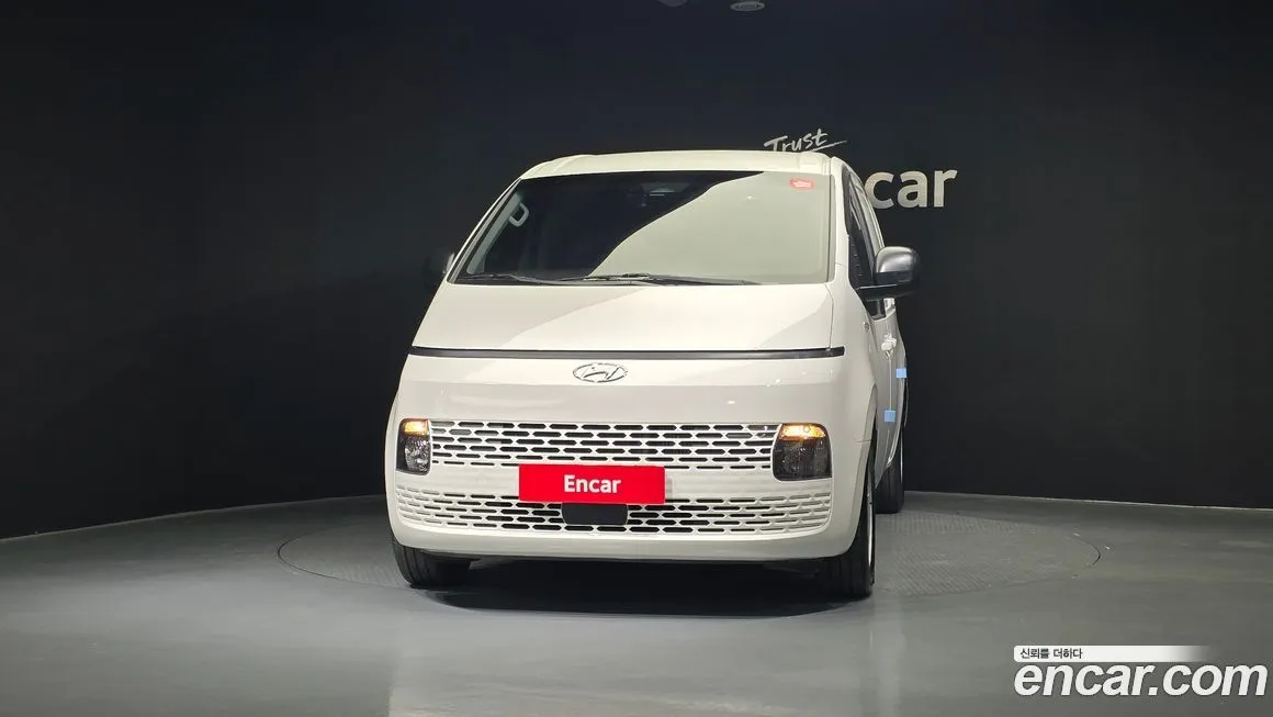 Hyundai Staria — фото 3