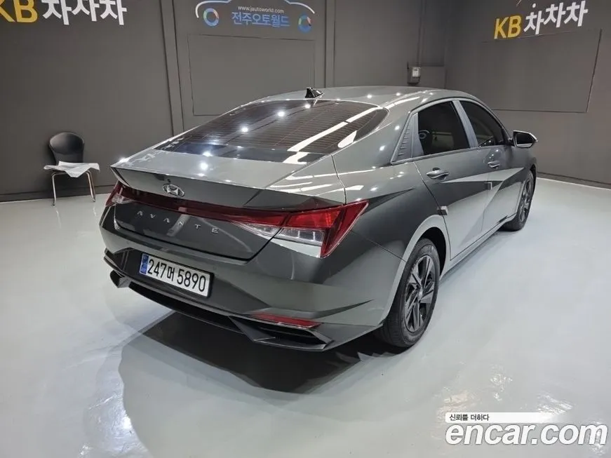 Hyundai AVANTE — фото 6