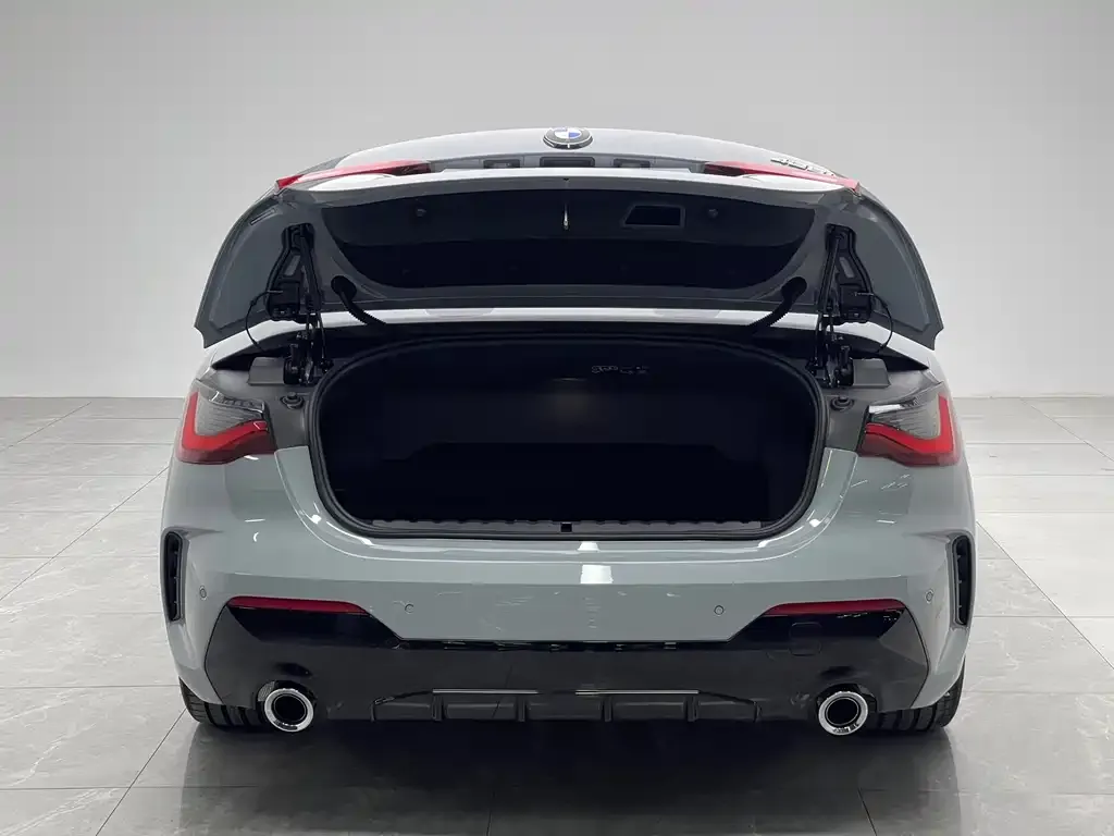 BMW 4 Series 2024 из CN, фото 10