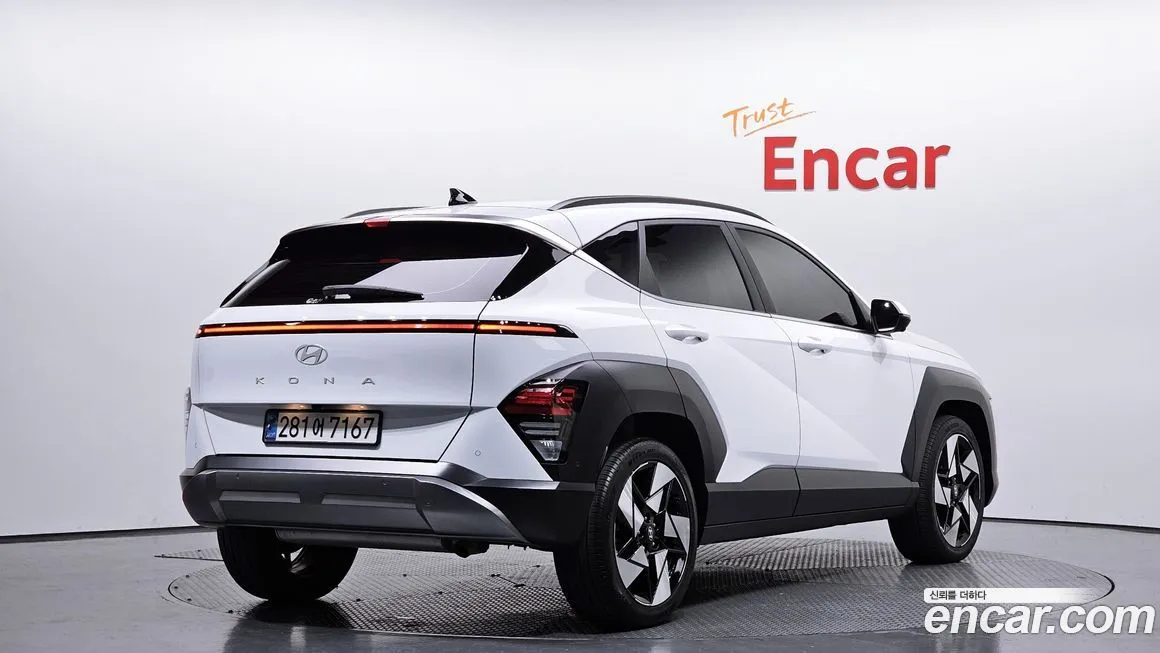 Hyundai Kona — фото 2