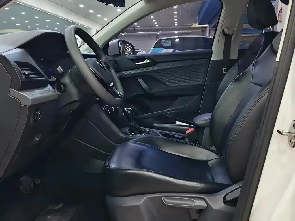 Volkswagen Tharu 2022 из CN, фото 9