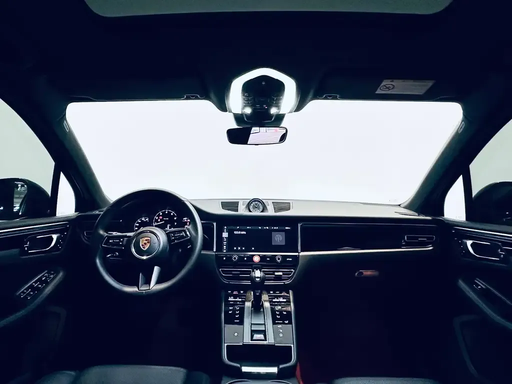 Porsche Macan 2023 из CN, фото 10