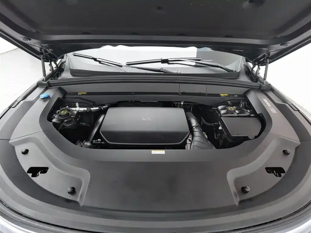 Li Auto L8 2024 из CN, фото 6