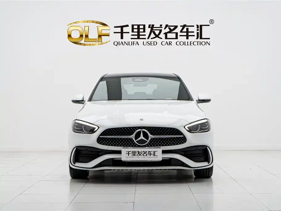 Mercedes-Benz C-Class — фото 1