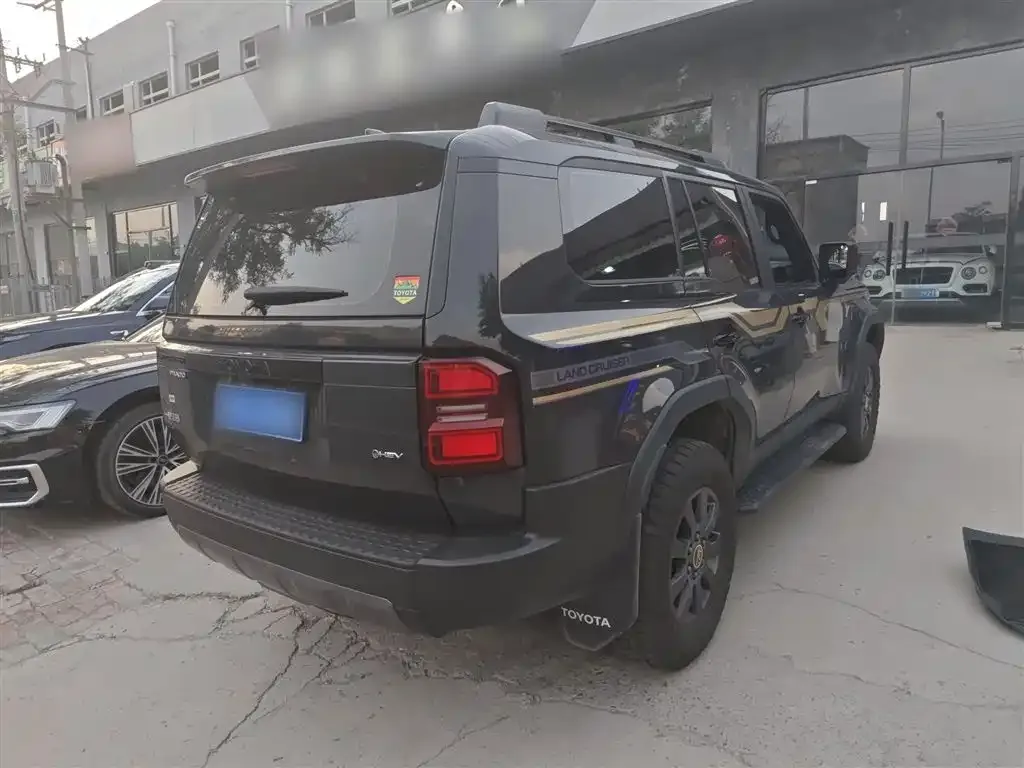 Toyota Prado 2024 из CN, фото 7