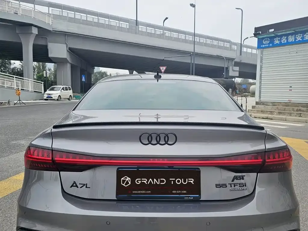 Audi A7L 2023 из CN, фото 7