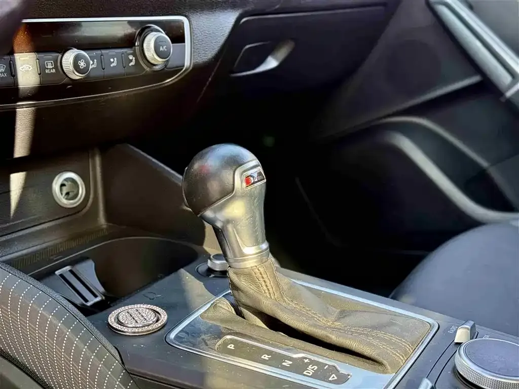 Audi Q2L 2021 из CN, фото 9