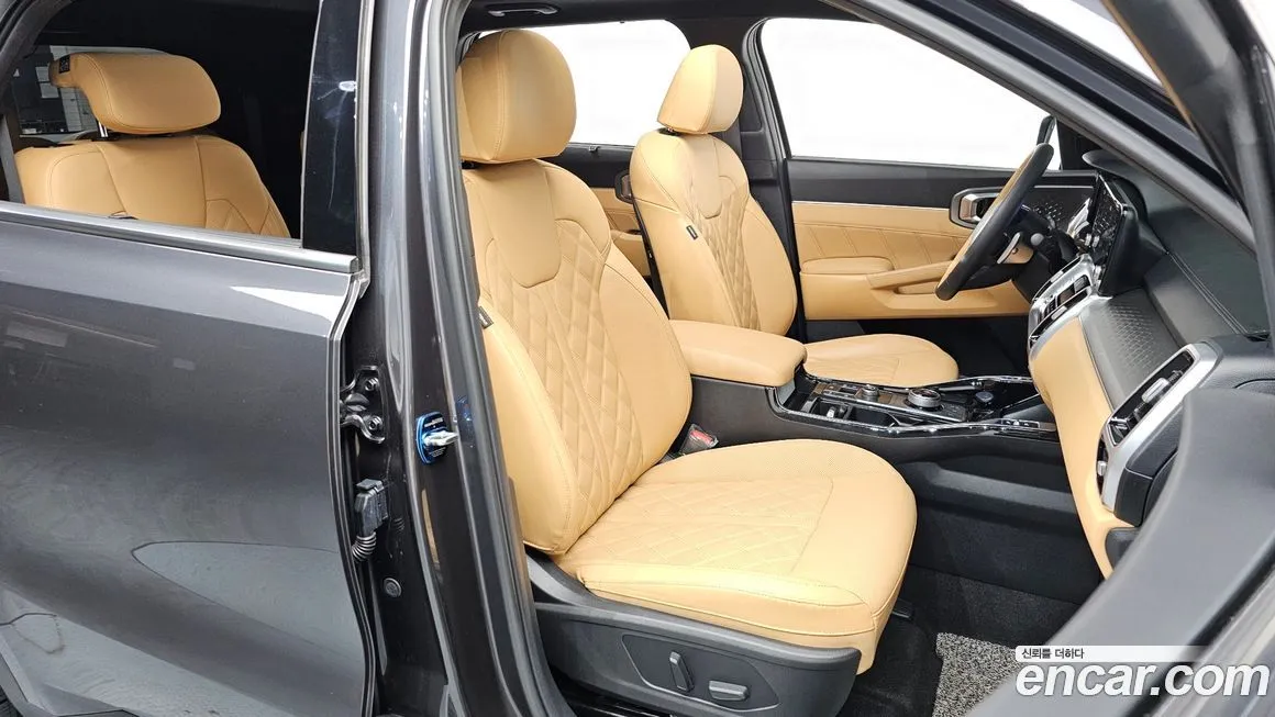 Kia Sorento — фото 10
