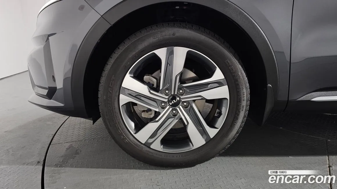 Kia Sorento — фото 5