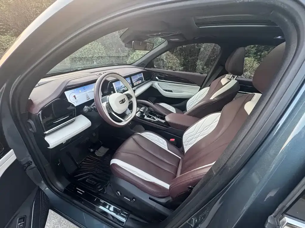 Geely Xingyue L 2021 из CN, фото 4