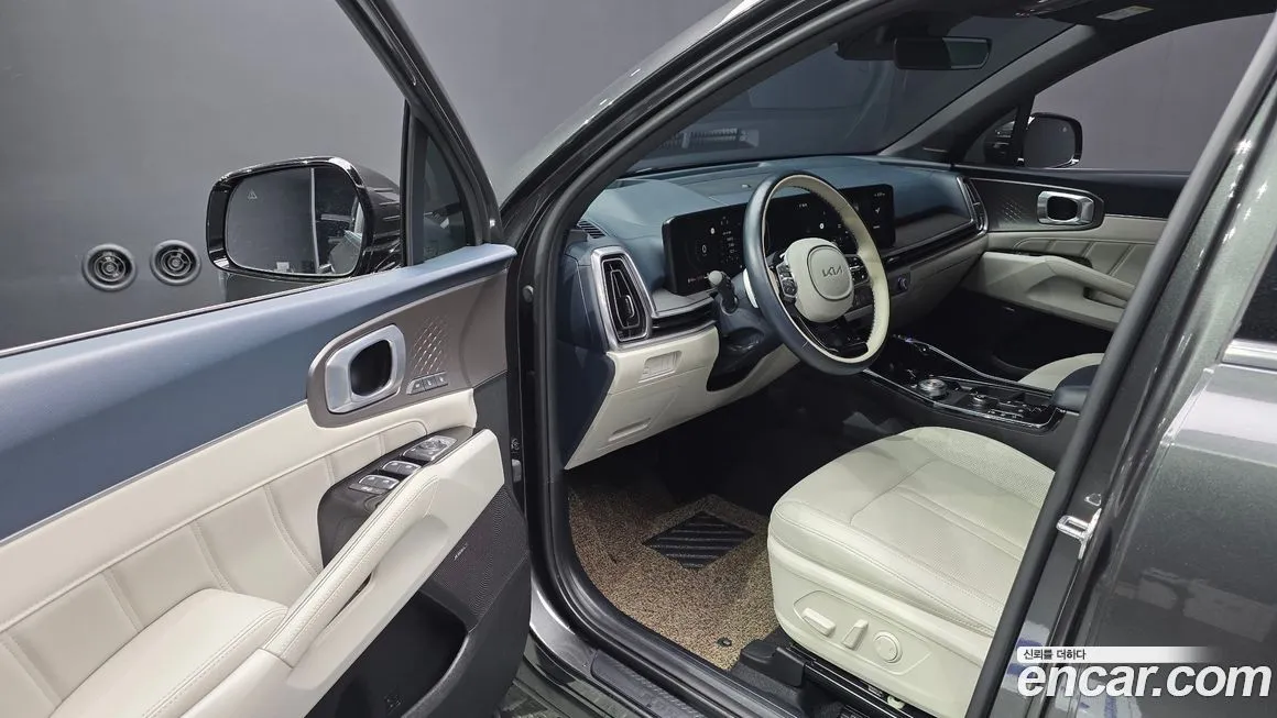 Kia Sorento — фото 10