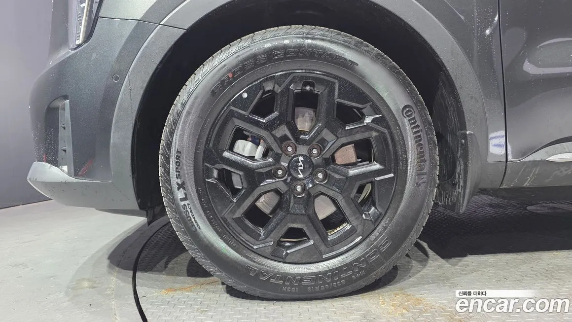 Kia Sorento — фото 5