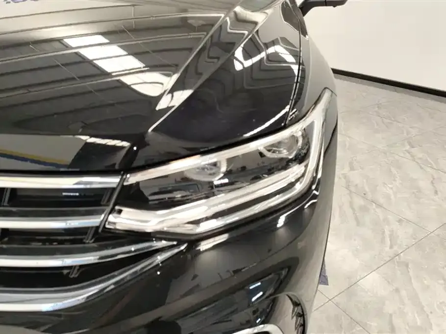Volkswagen Tiguan L 2024 из CN, фото 5