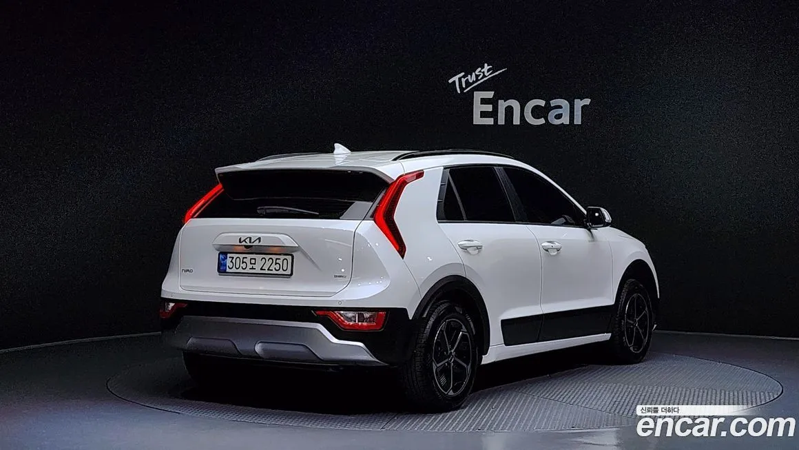 Kia Niro 2022 из KR, фото 2