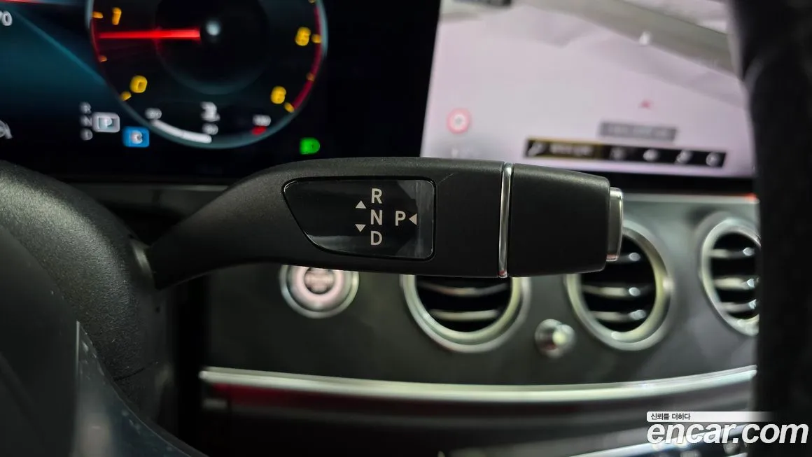 Mercedes-Benz E-Class 2021 из KR, фото 9