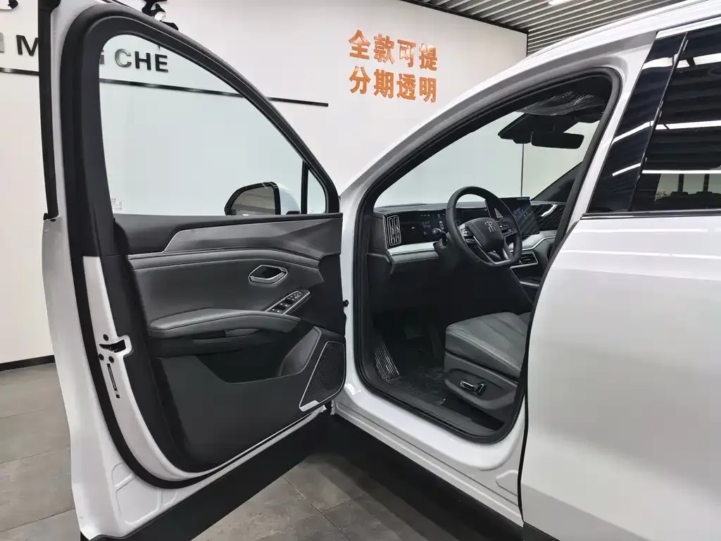 BYD L DM-i 2025 из CN, фото 7