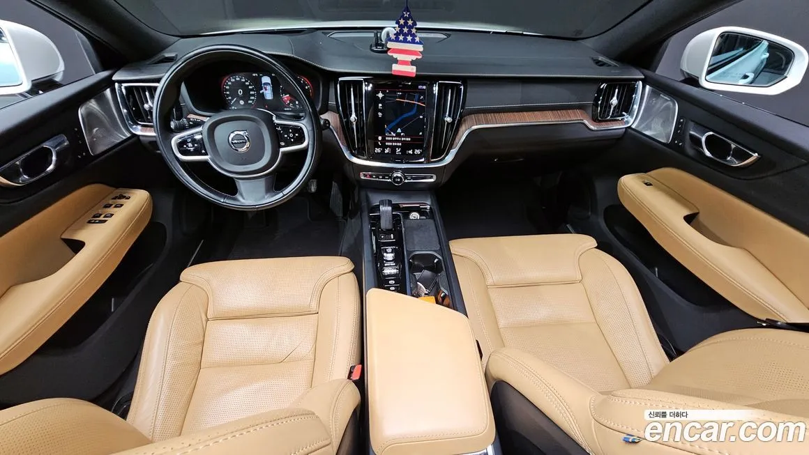 Volvo V60 2021 из KR, фото 7