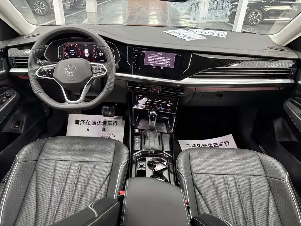 Volkswagen Passat 2024 из CN, фото 10