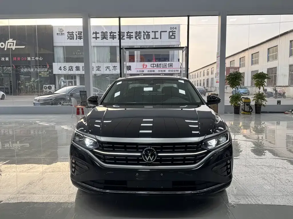 Volkswagen Passat 2024 из CN, фото 2