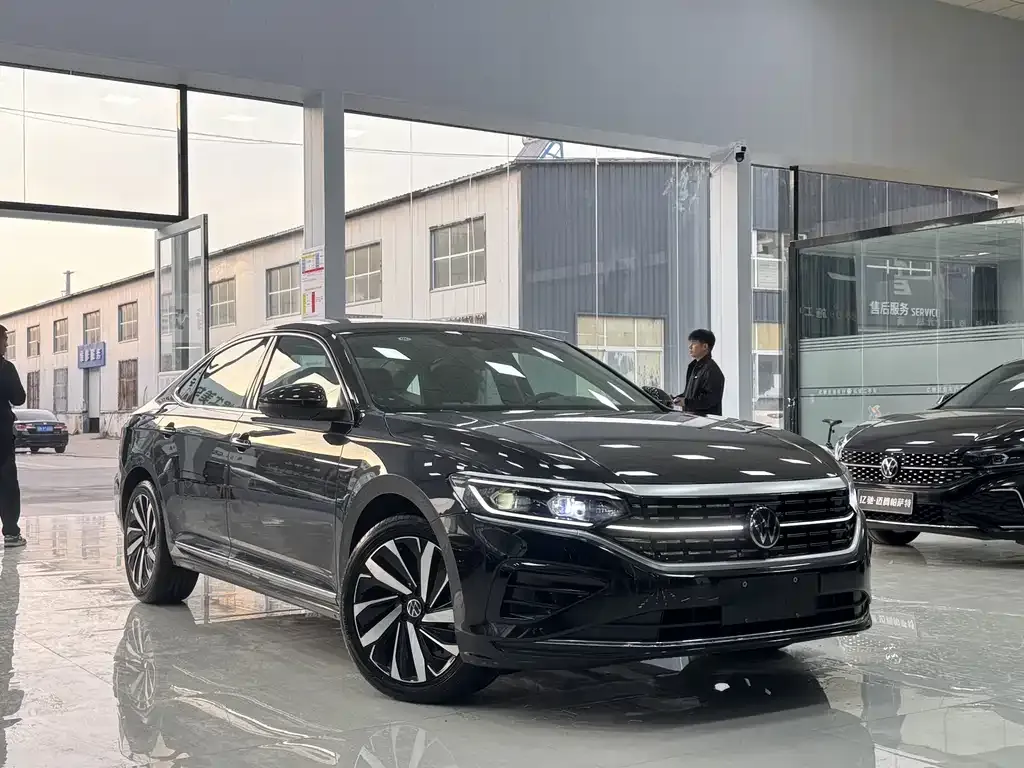 Volkswagen Passat 2024 из CN, фото 3