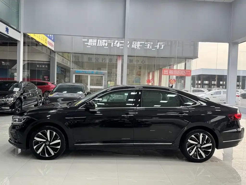 Volkswagen Passat 2024 из CN, фото 4