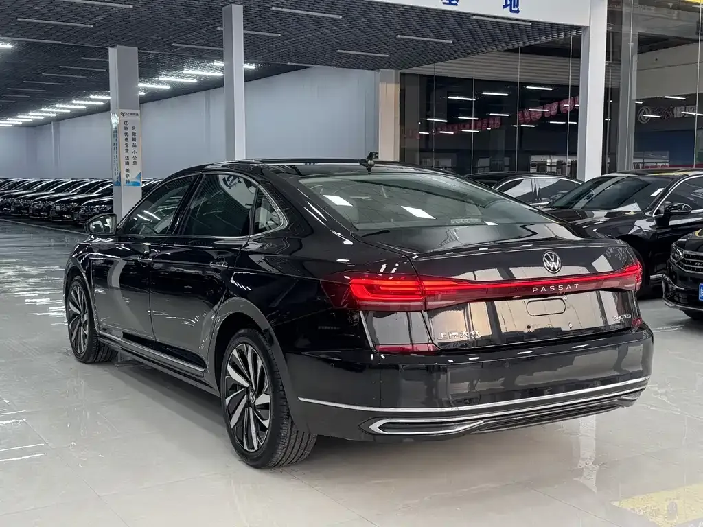 Volkswagen Passat 2024 из CN, фото 5