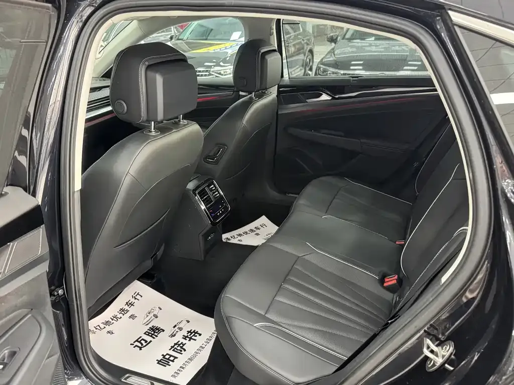 Volkswagen Passat 2024 из CN, фото 9