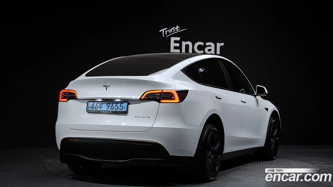 Tesla Model Y 2022 из KR, фото 2