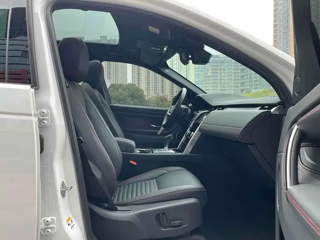 Land Rover Discovery Sport Hybrid 2023 из CN, фото 6