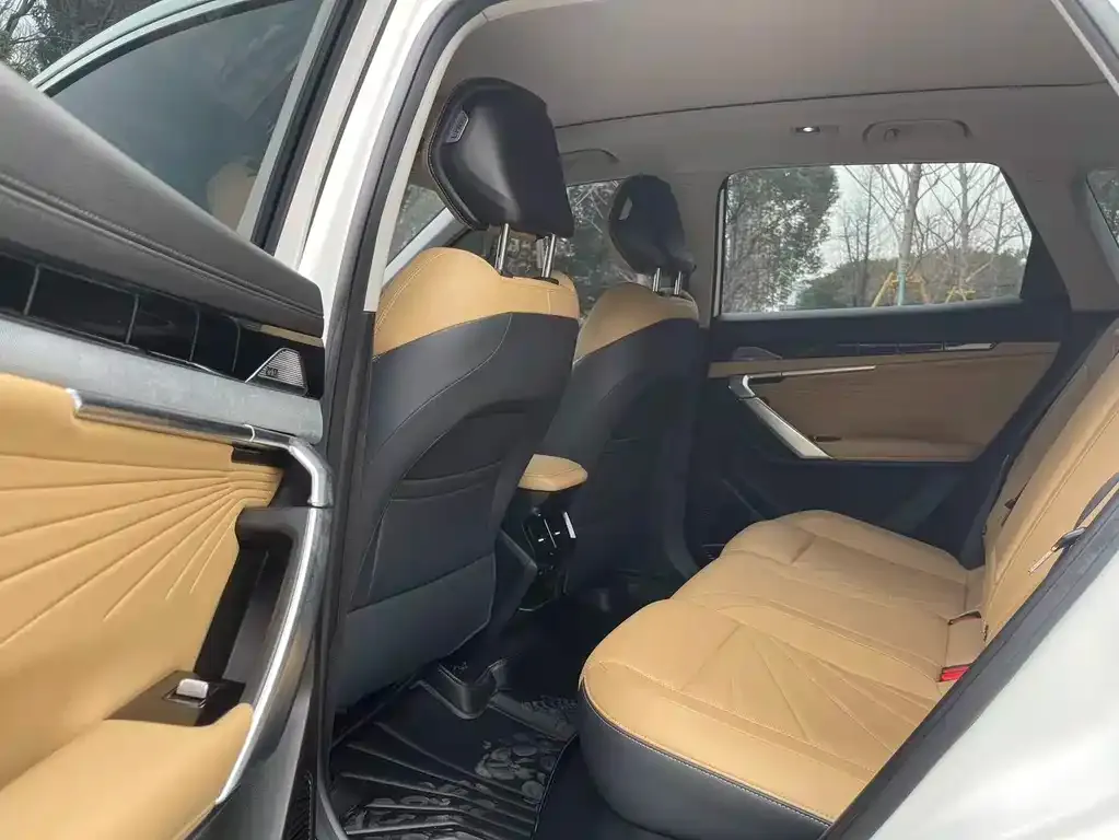 Geely Boyue L 2024 из CN, фото 10