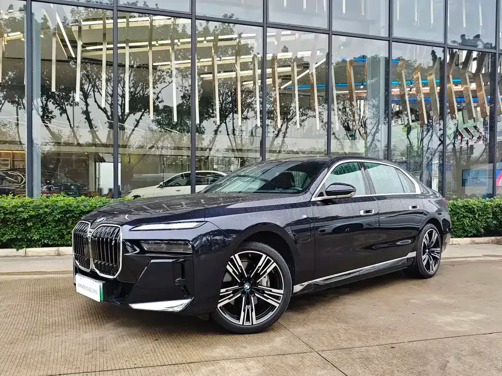 BMW i7 2024 из CN, фото 1